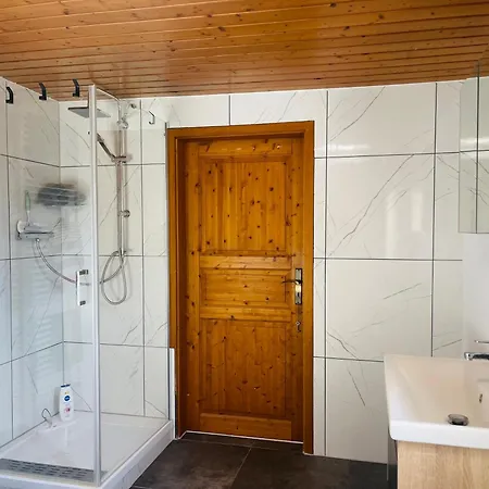 Ghome Arigidi - Private In A Duplex Pansiyon