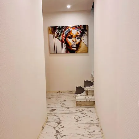 Ghome Arigidi - Private In A Duplex Pansiyon