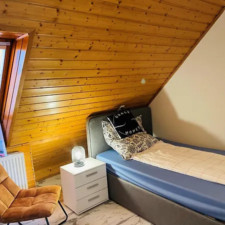 Ghome Arigidi - Private In A Duplex Pansiyon *
